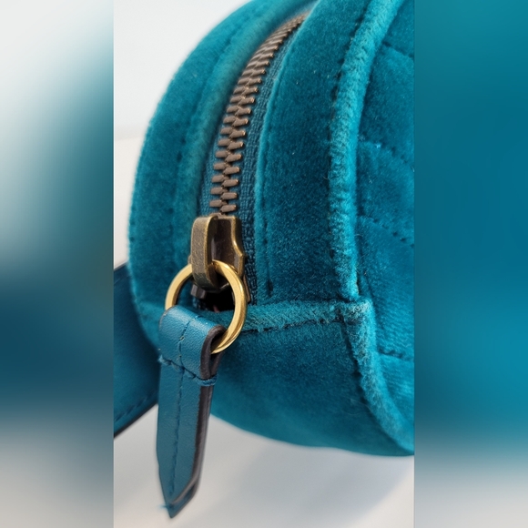 Gucci Marmont Blue Suede Belt Bag - Picture 7 of 16